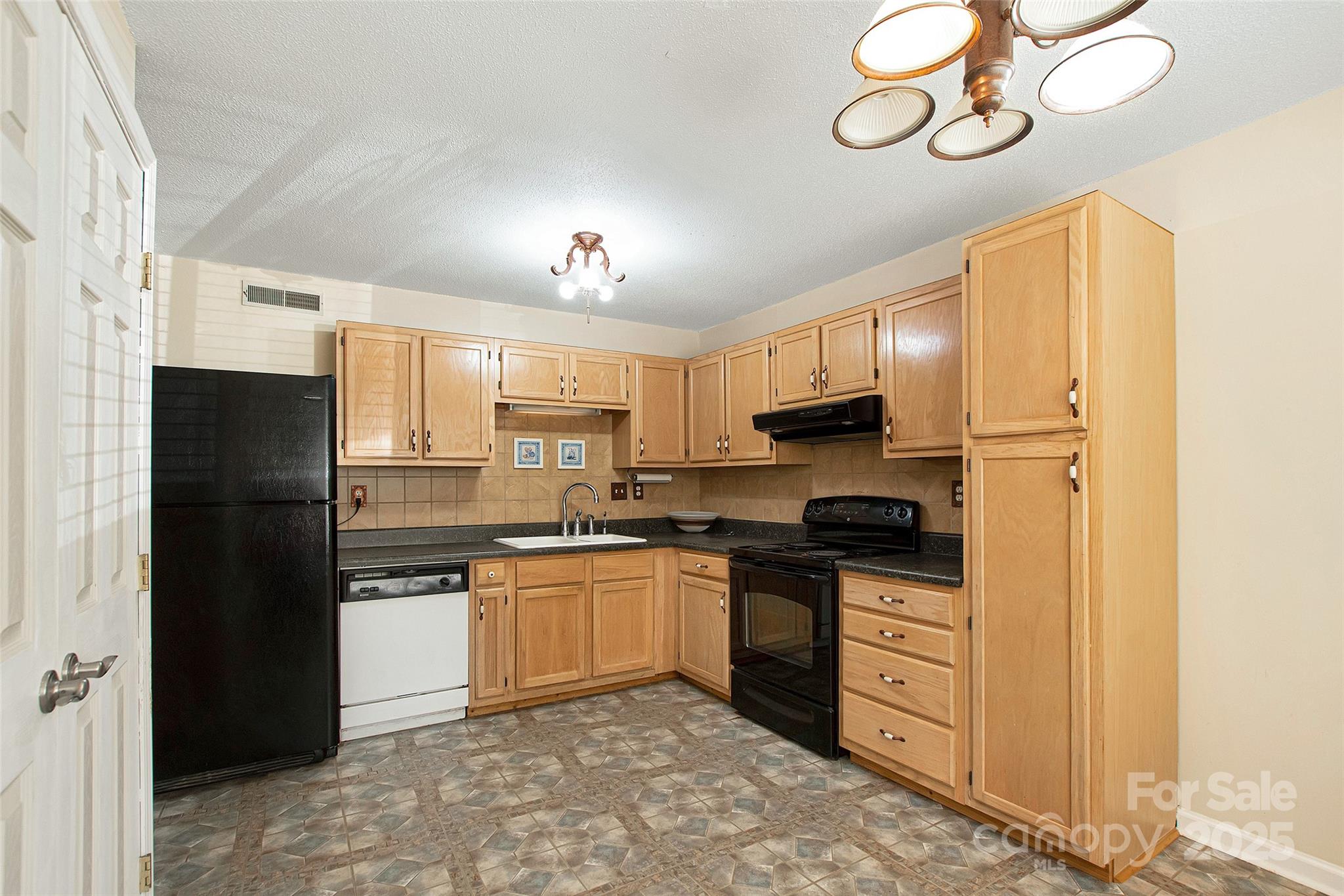 Hunters Chase - Residential