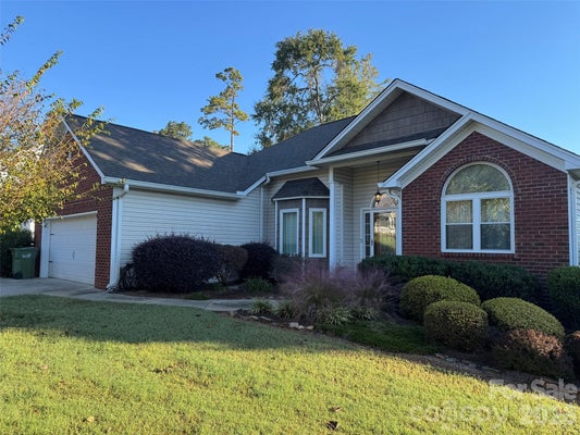 204 SILVER BIRCH LN, MOUNT HOLLY, NC 28120 - Image f70349de0c1f3e4d1a50ff88affb3532/2265727347