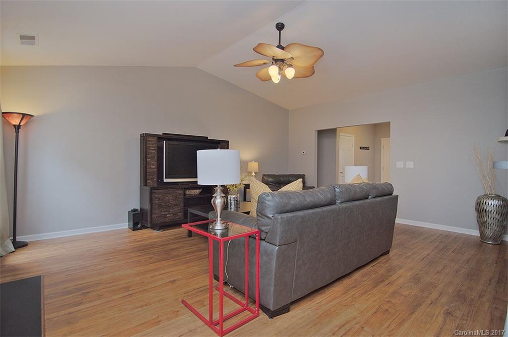 Glen Laurel - Residential