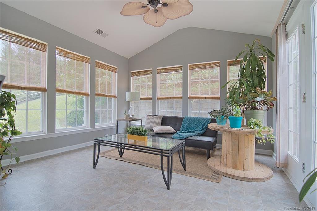 Glen Laurel - Residential