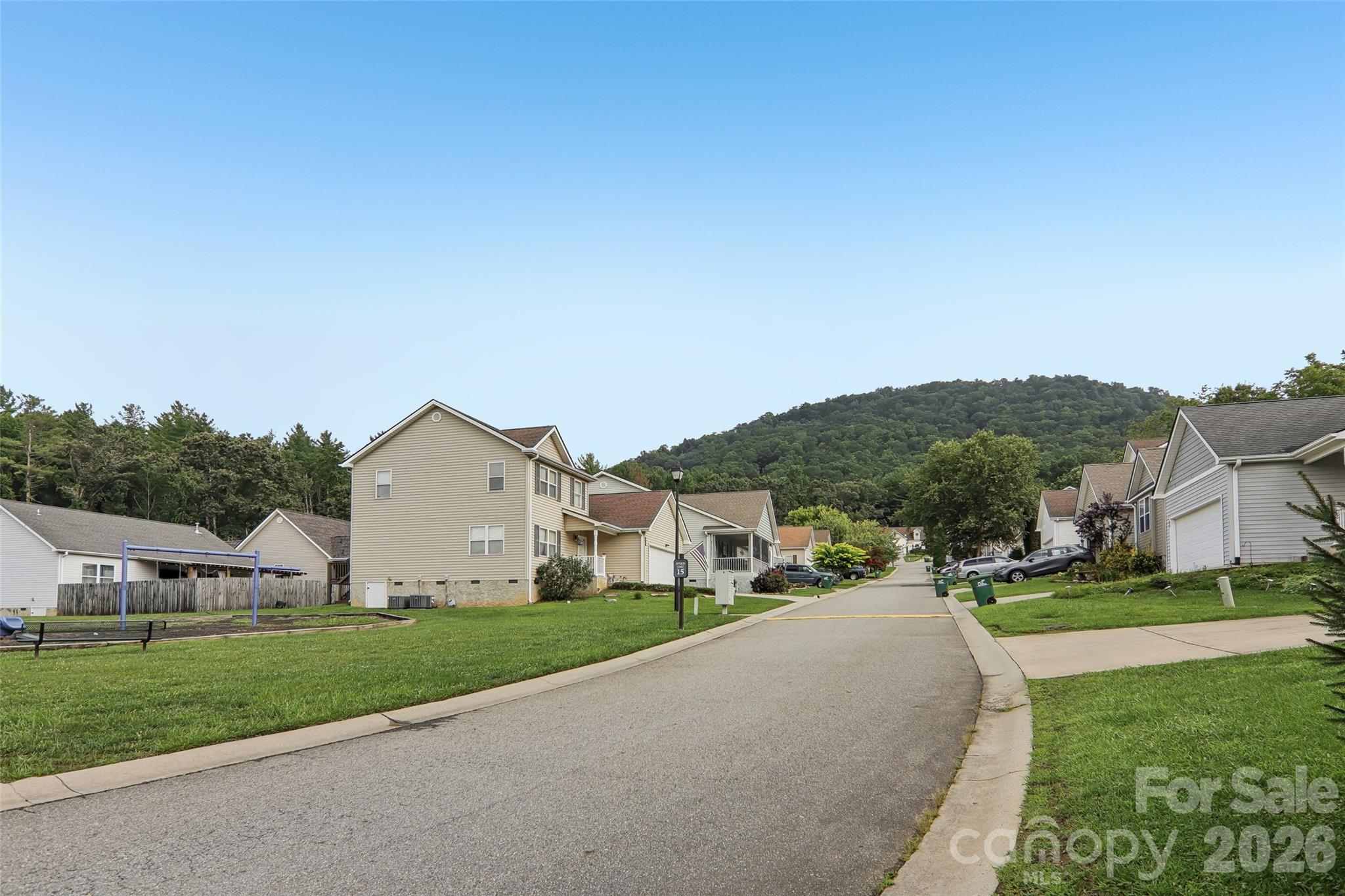 102 Woodcreek Circle