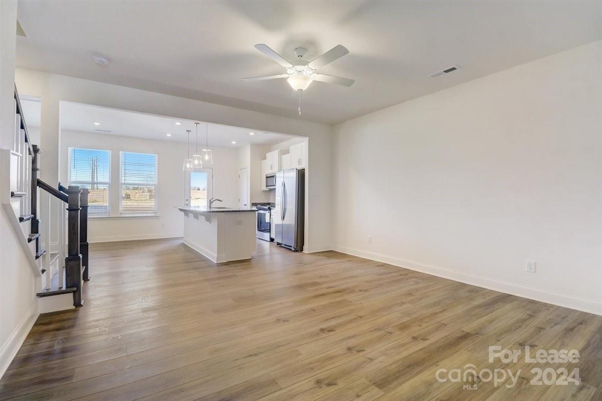 3853 Hayden Lane Litchfield