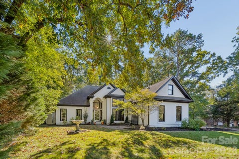 Photo of 433 Wilby Drive, Charlotte, NC 28270 (MLS # 4434525)