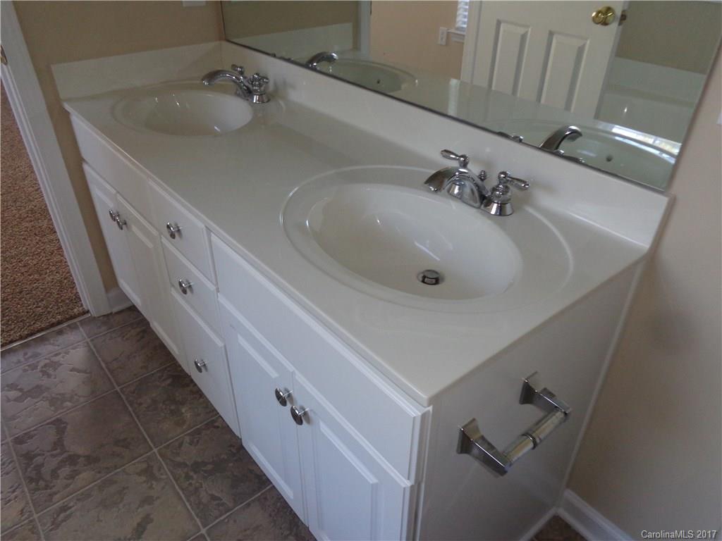 Gates At Waterside - Residential Lease