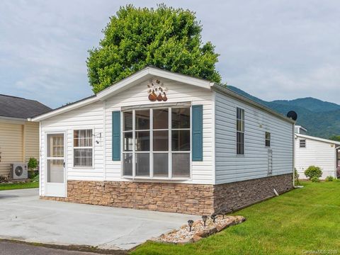 A home in Waynesville