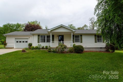 80 Beech Glen Drive Black Mountain NC 28711