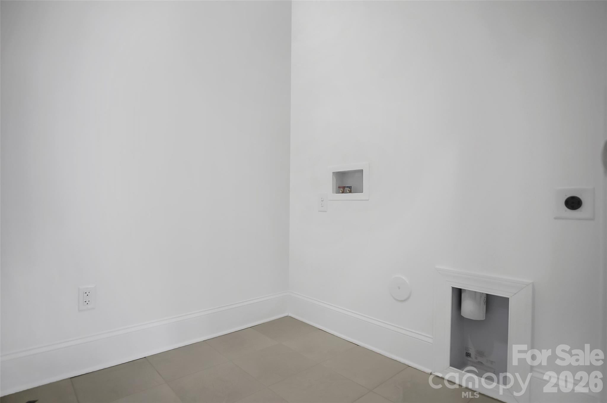 Founders Landing - Residential