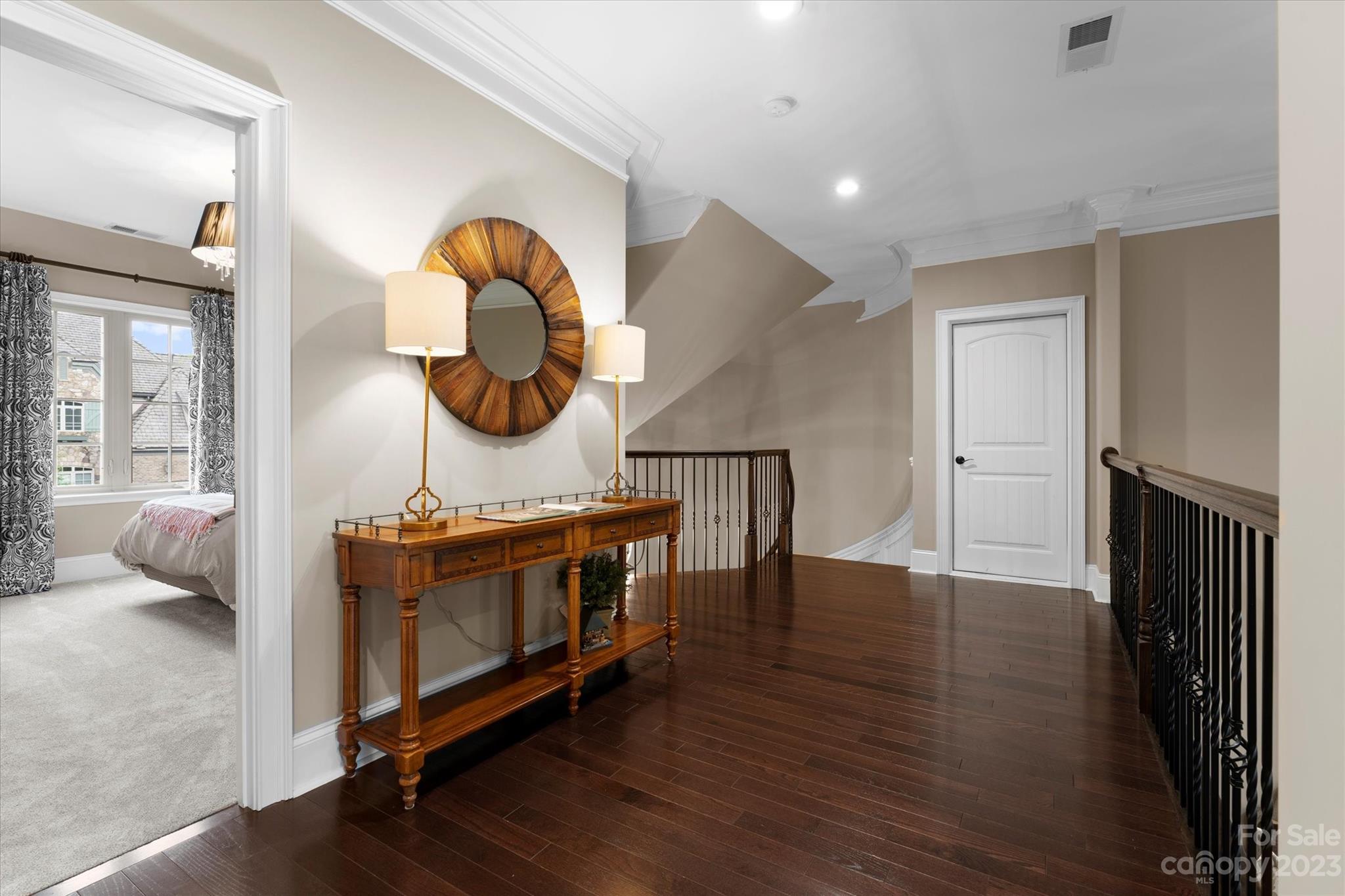 Longview - Residential