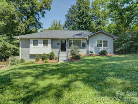 Photo of 3423 Sudbury Road, Charlotte, NC 28205 (MLS # 4391710)