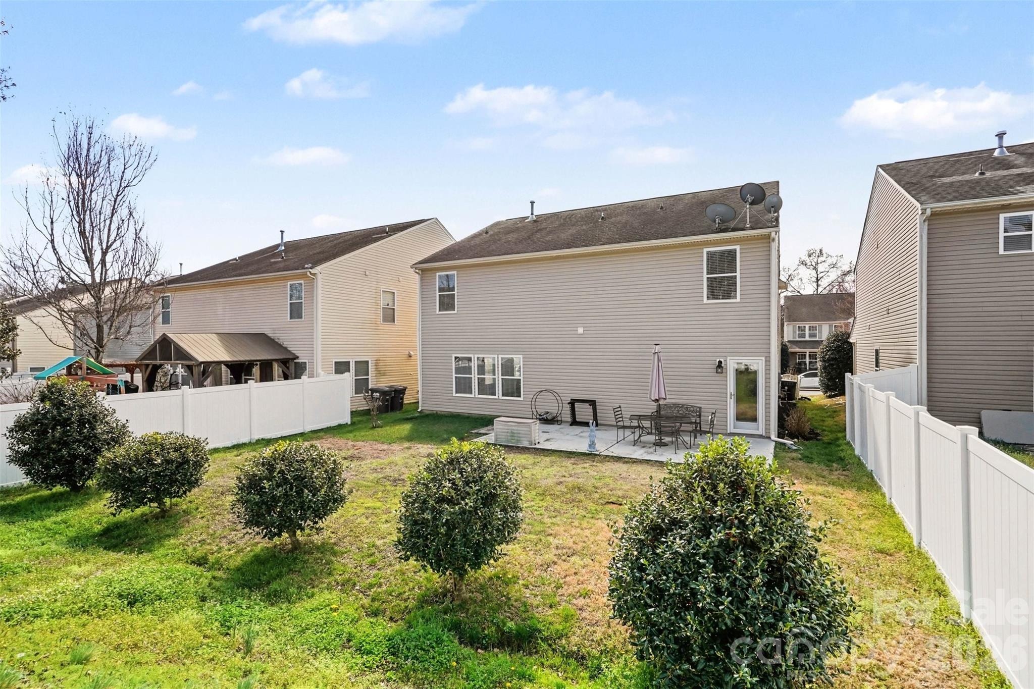 Regal Manor - Residential