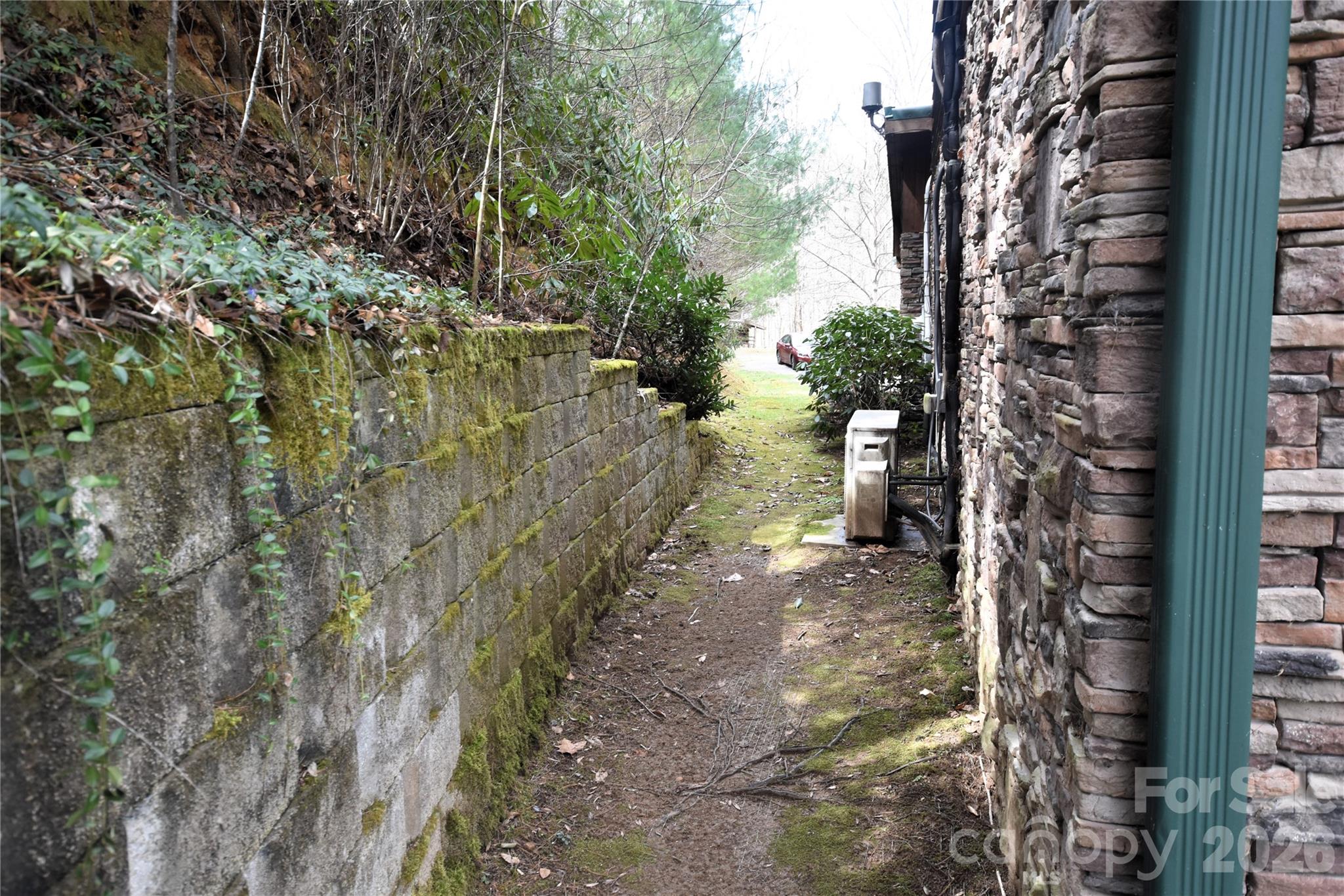 85 Homlish Gardens Drive