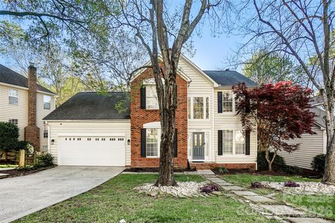 Photo of 6239 Skyline Drive, Charlotte, NC 28269 (MLS # 4365323)