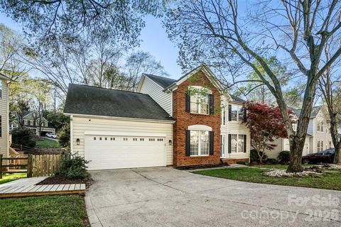 Photo of 6239 Skyline Drive, Charlotte, NC 28269 (MLS # 4365323)