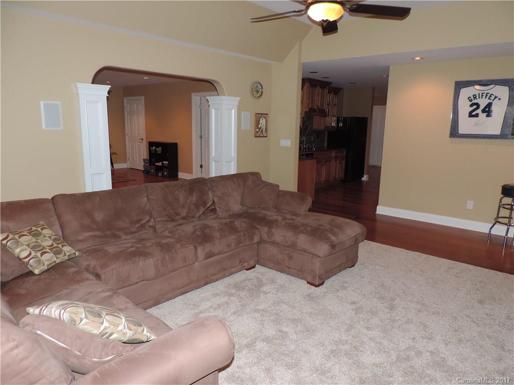 Bridgehampton - Residential Lease
