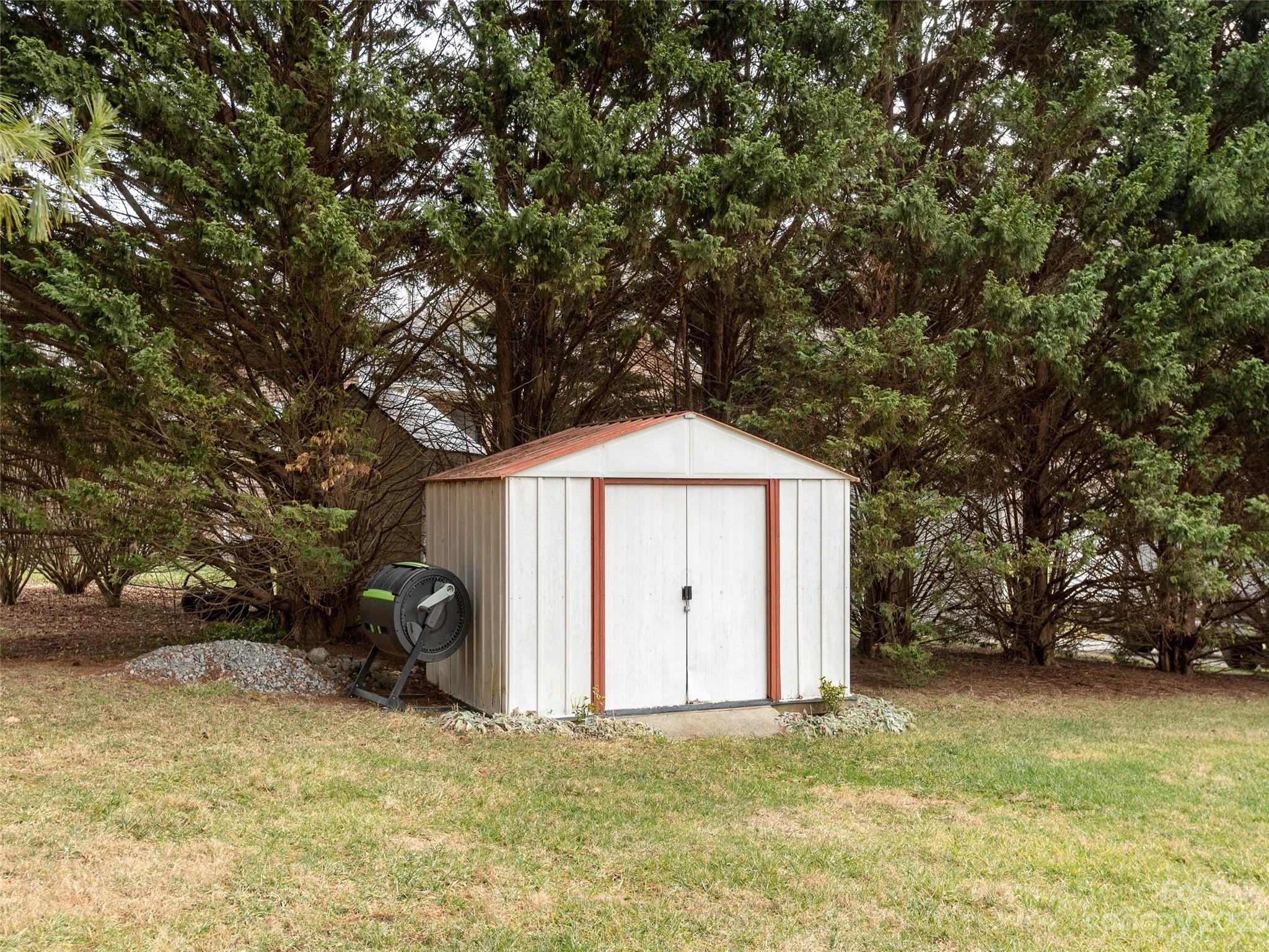 Brightwater Farms Est - Residential