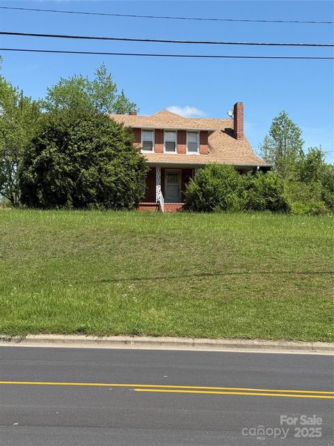 2408 US 70 Highway W Marion NC 28752