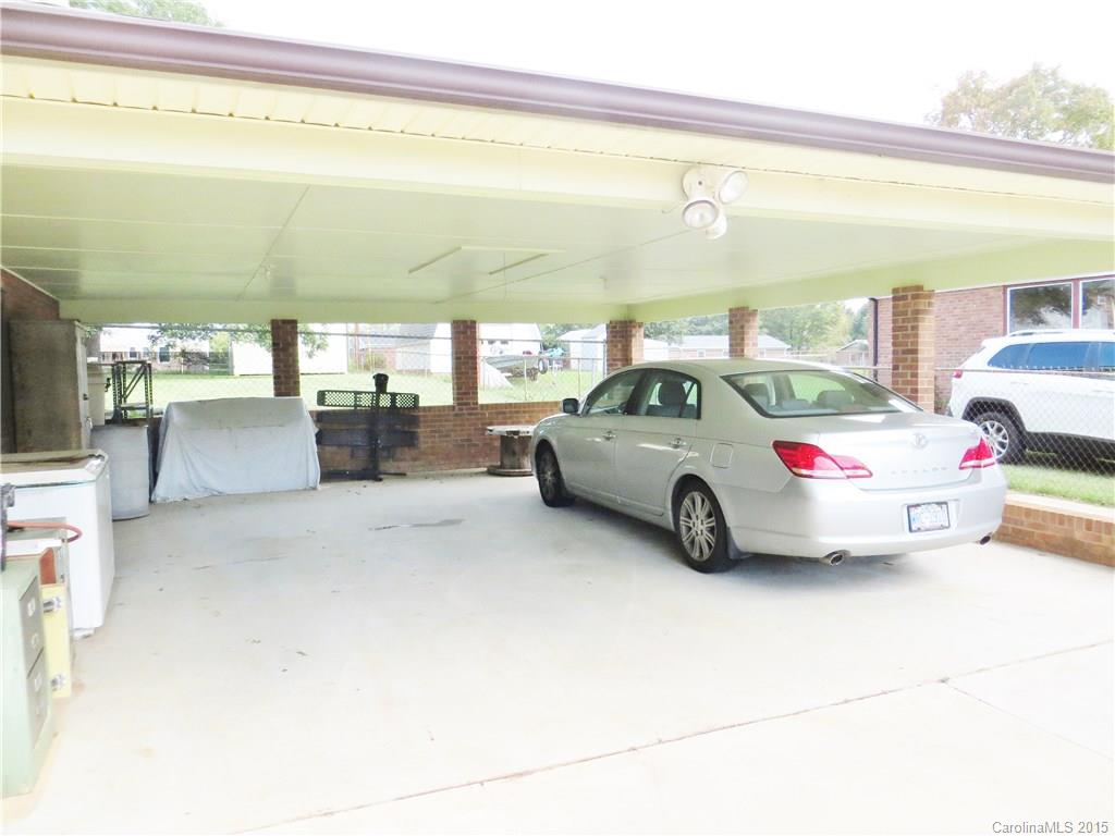 Meadowbrook Acres - Residential