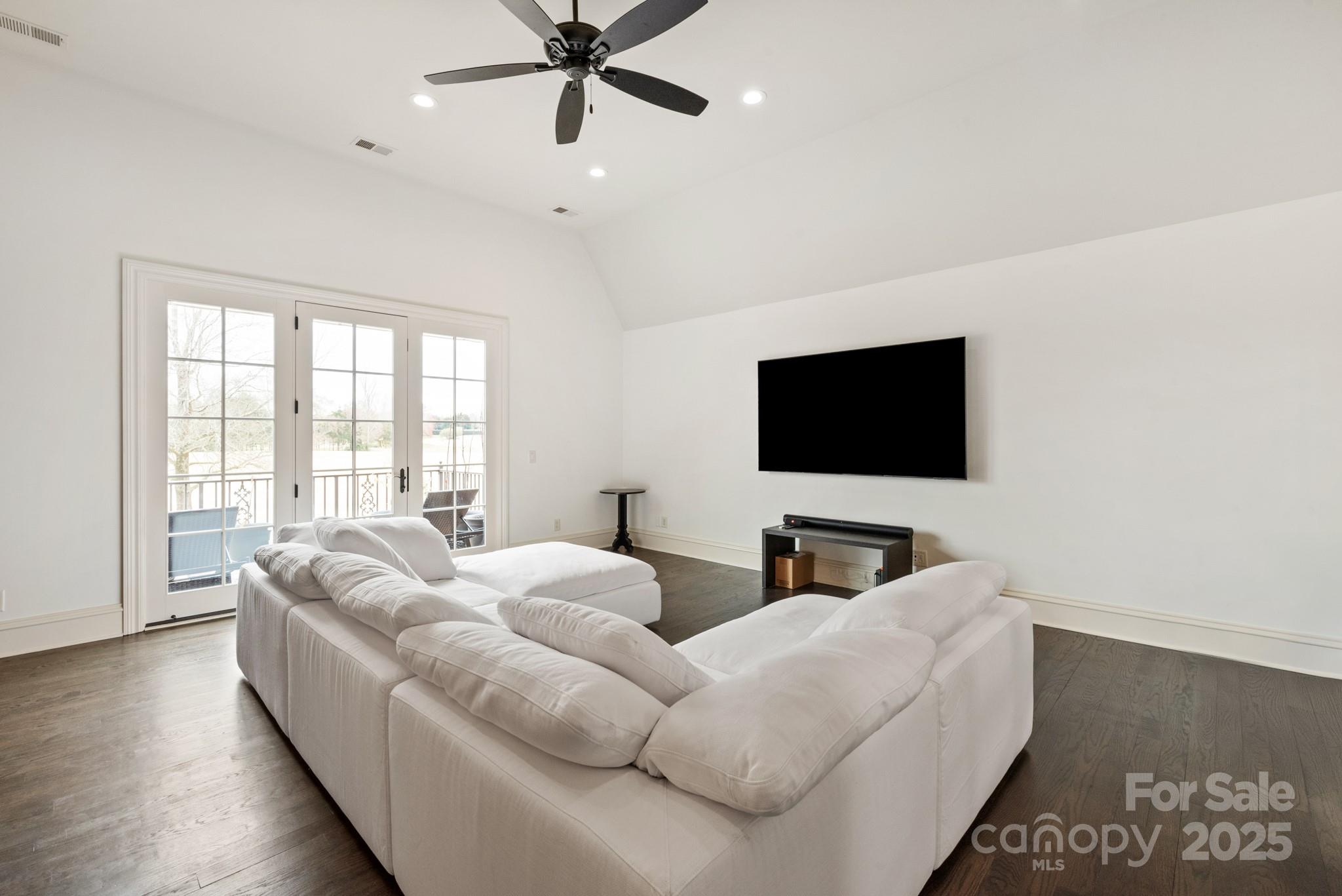 Longview - Residential