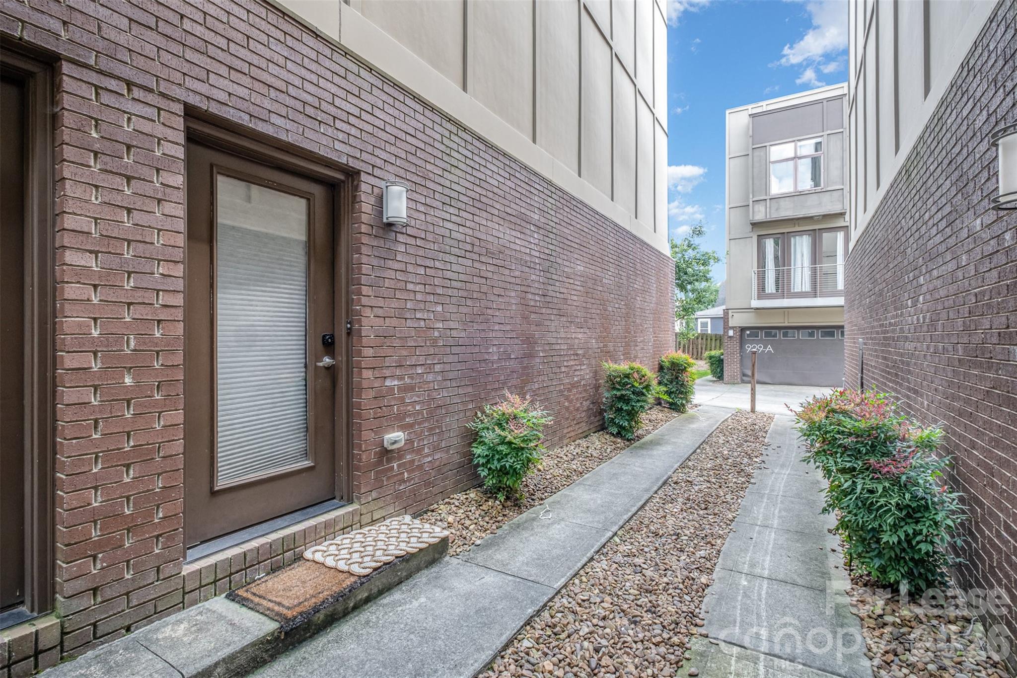 925 Westbrook Drive B