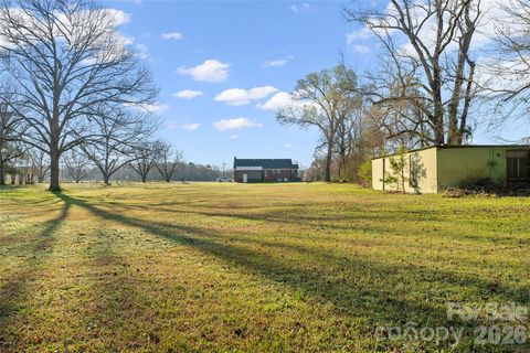 871 Saluda Road Chester SC 29706