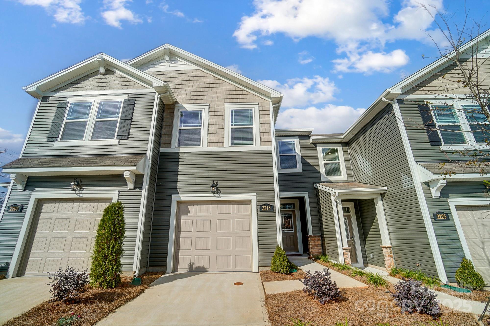 Hedgecliff Townes - Residential