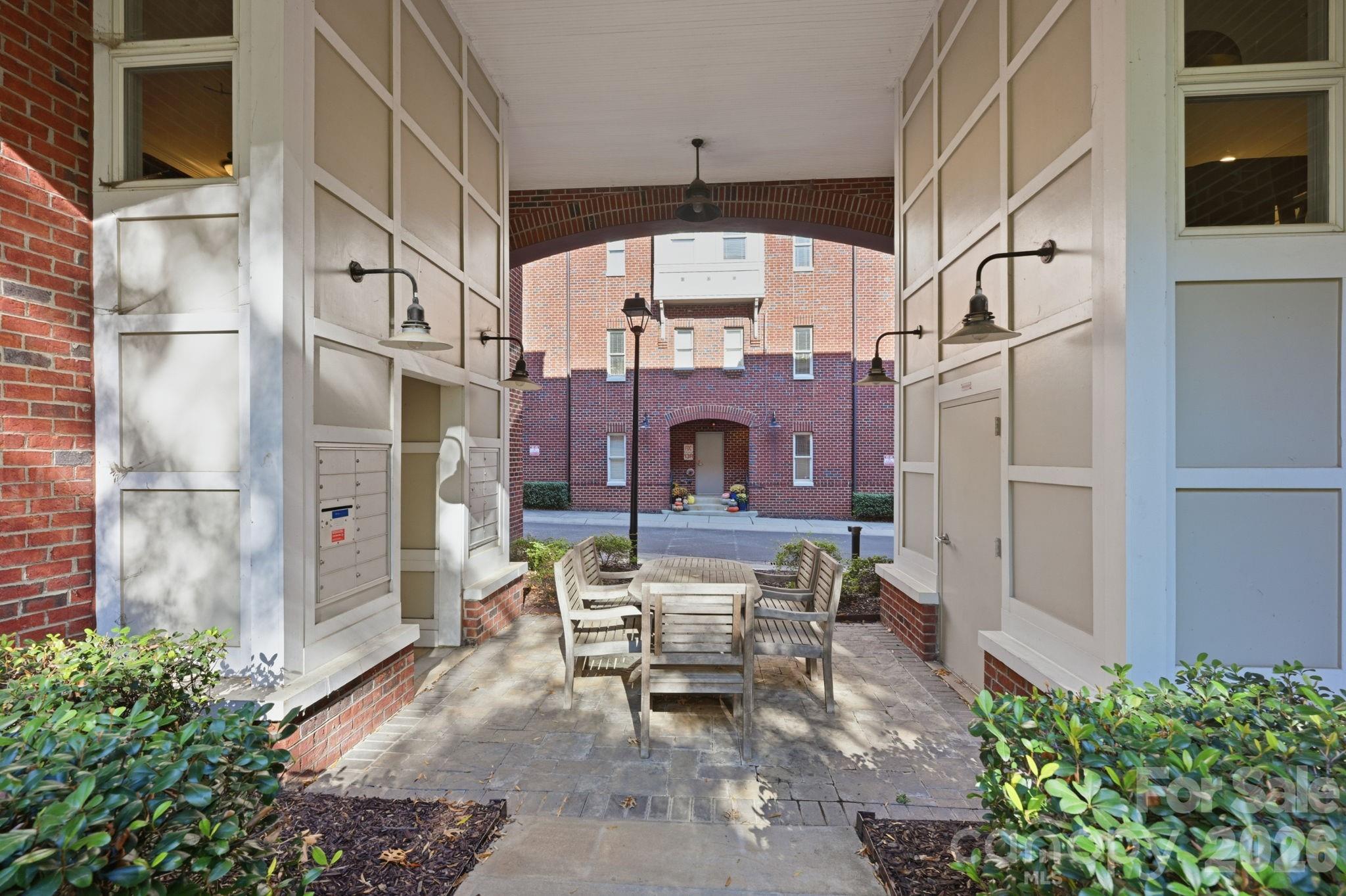 Elizabeth - Residential