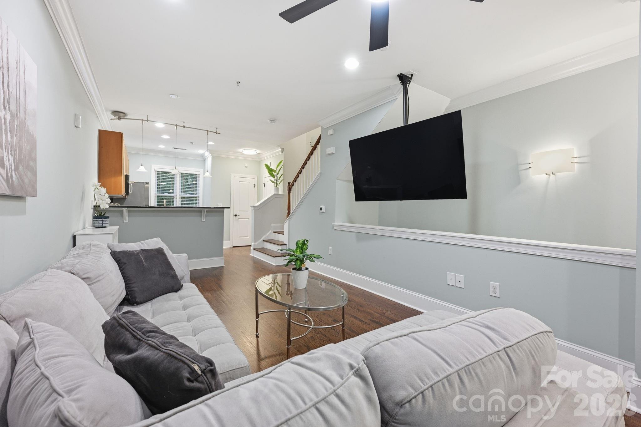 Elizabeth - Residential