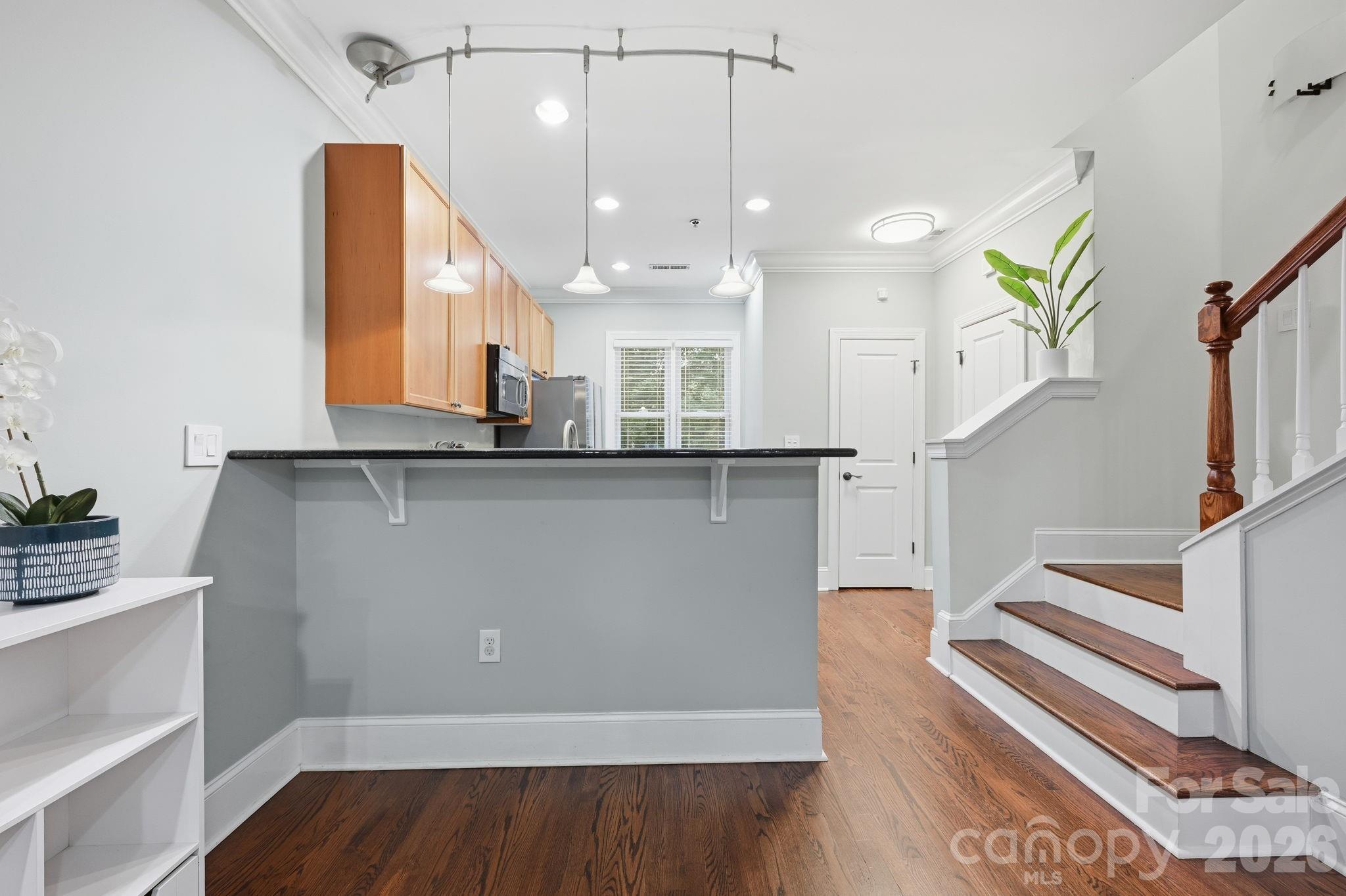 Elizabeth - Residential