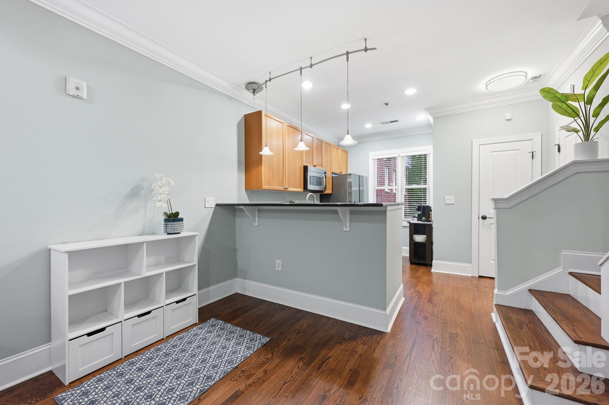 Elizabeth - Residential