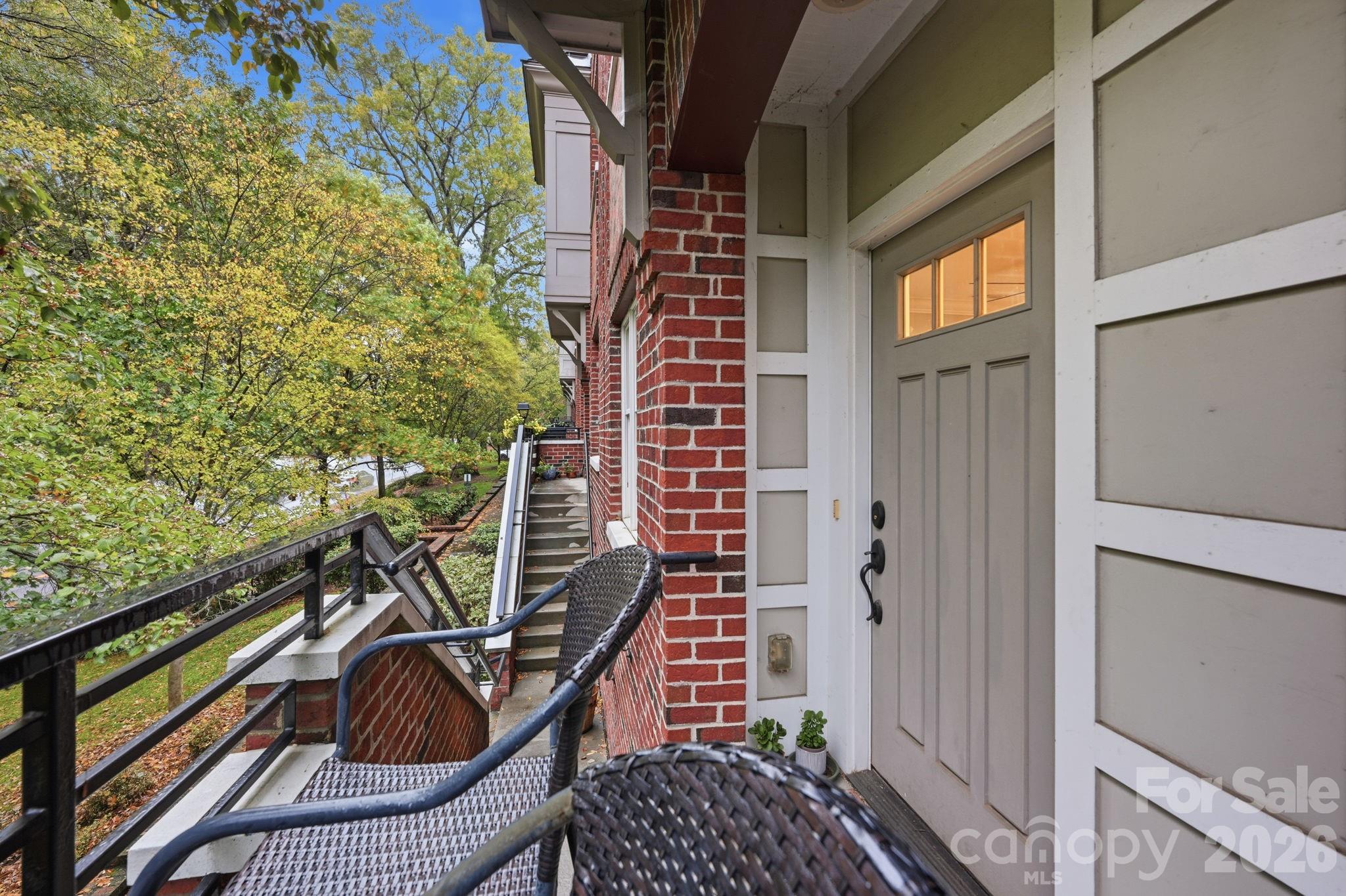 Elizabeth - Residential