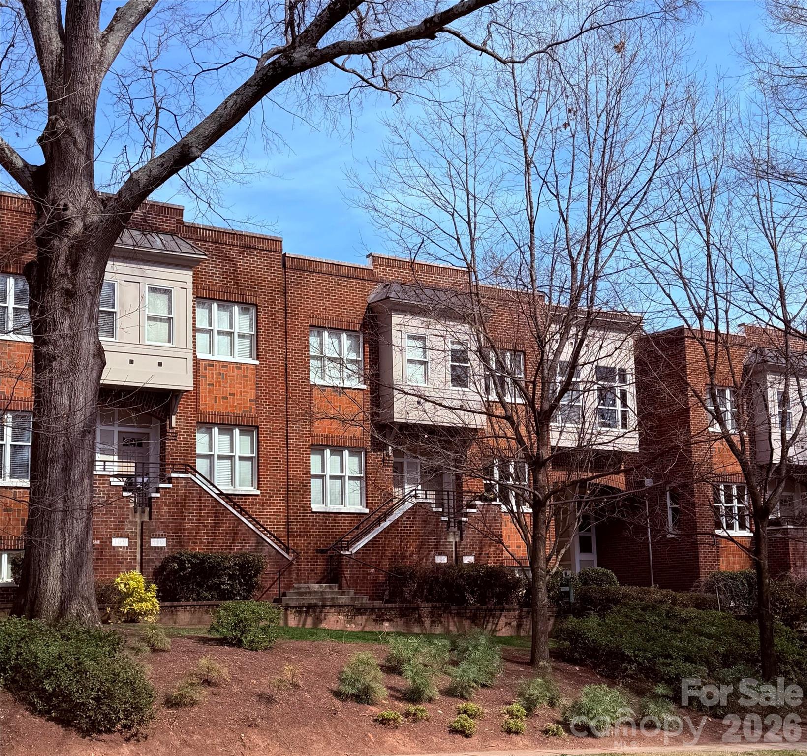 Elizabeth - Residential