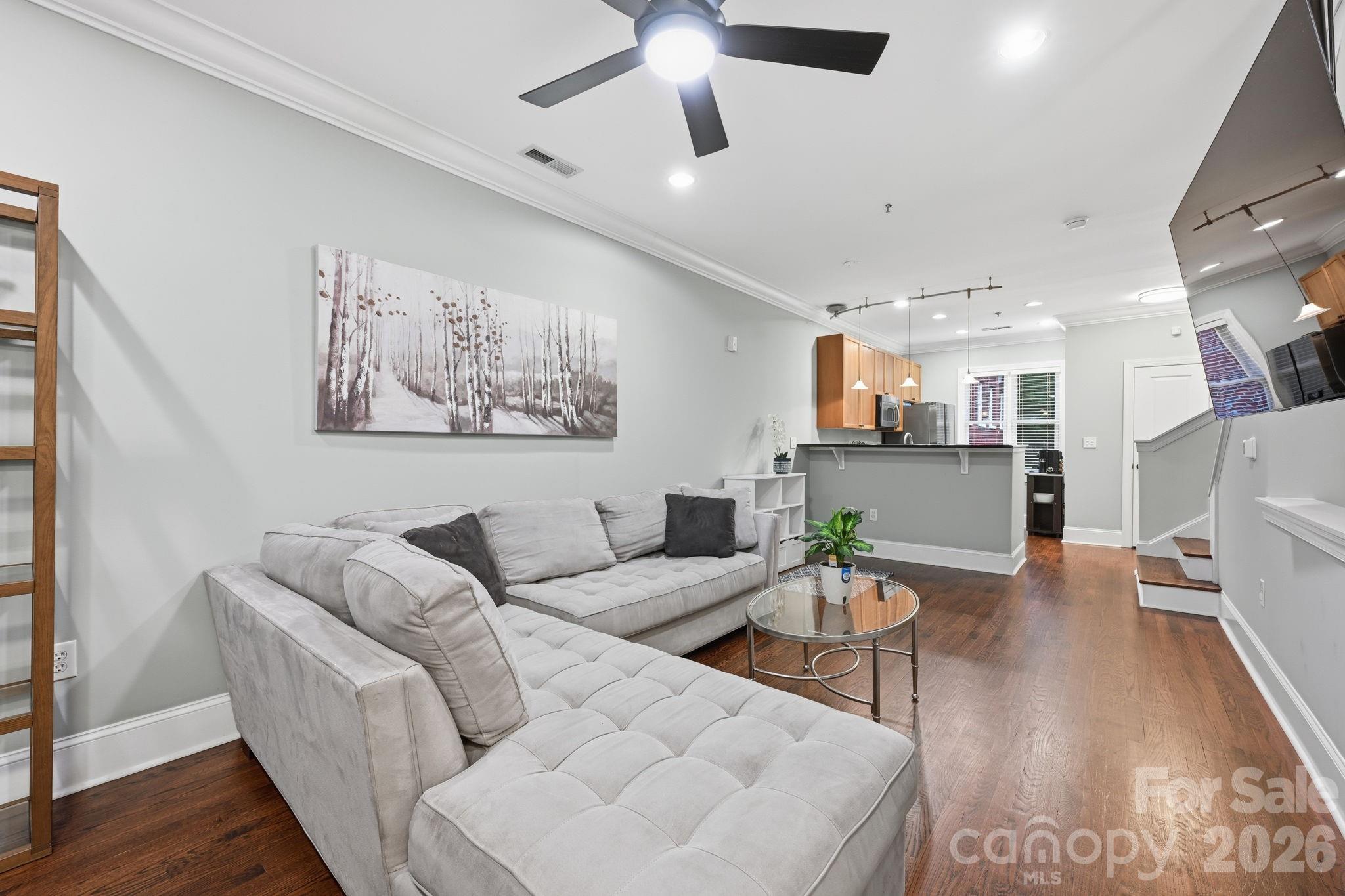 Elizabeth - Residential