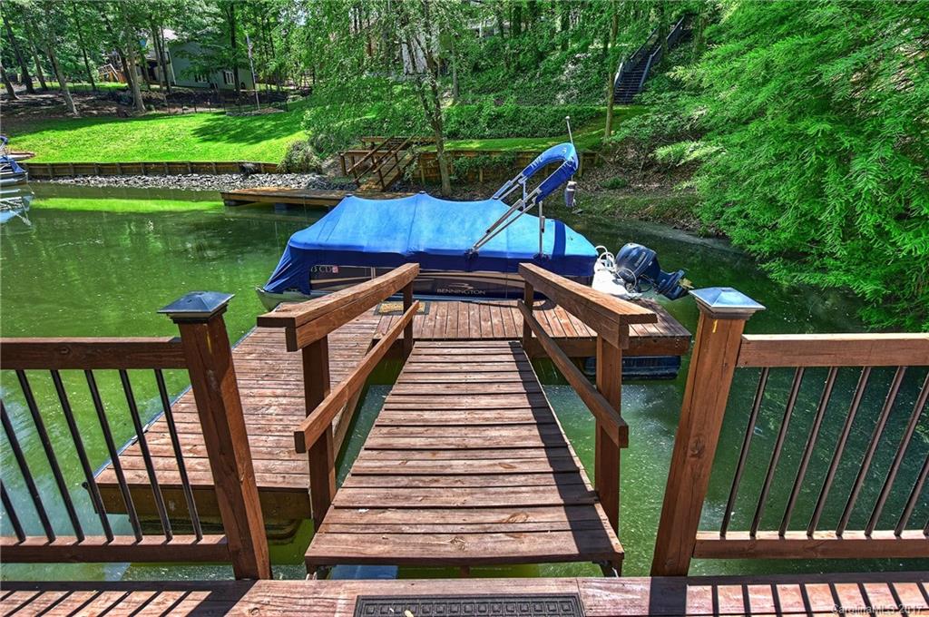 Tega Cay - Residential