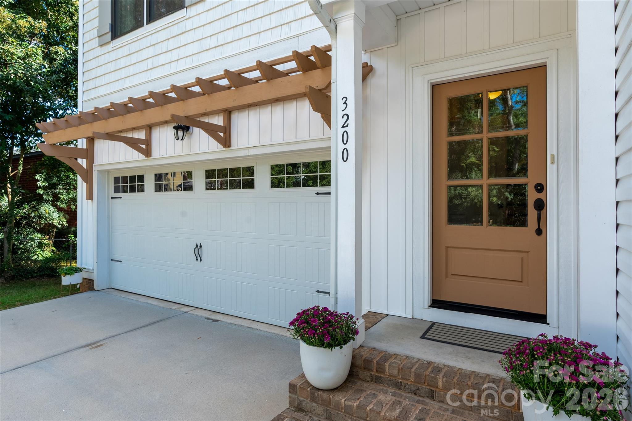 3200 Cosby Place