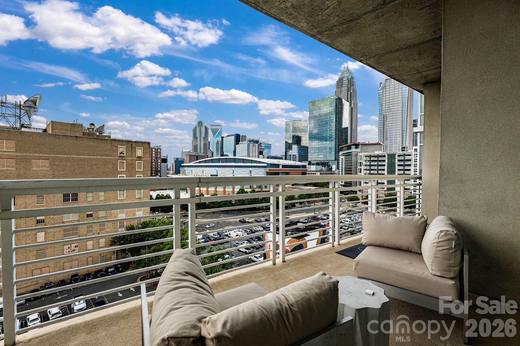 505 E 6th Street 1006