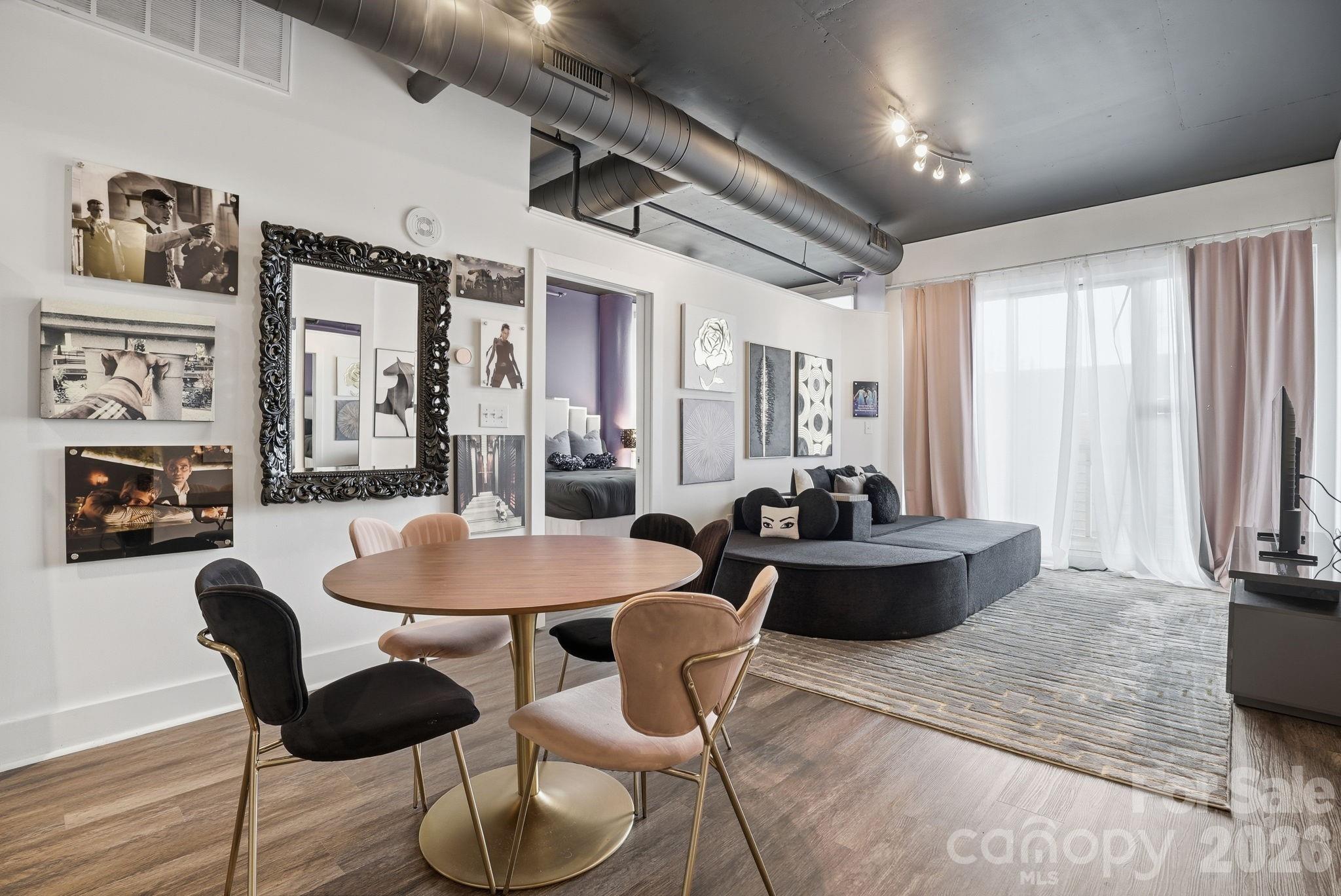 Courtside - Residential