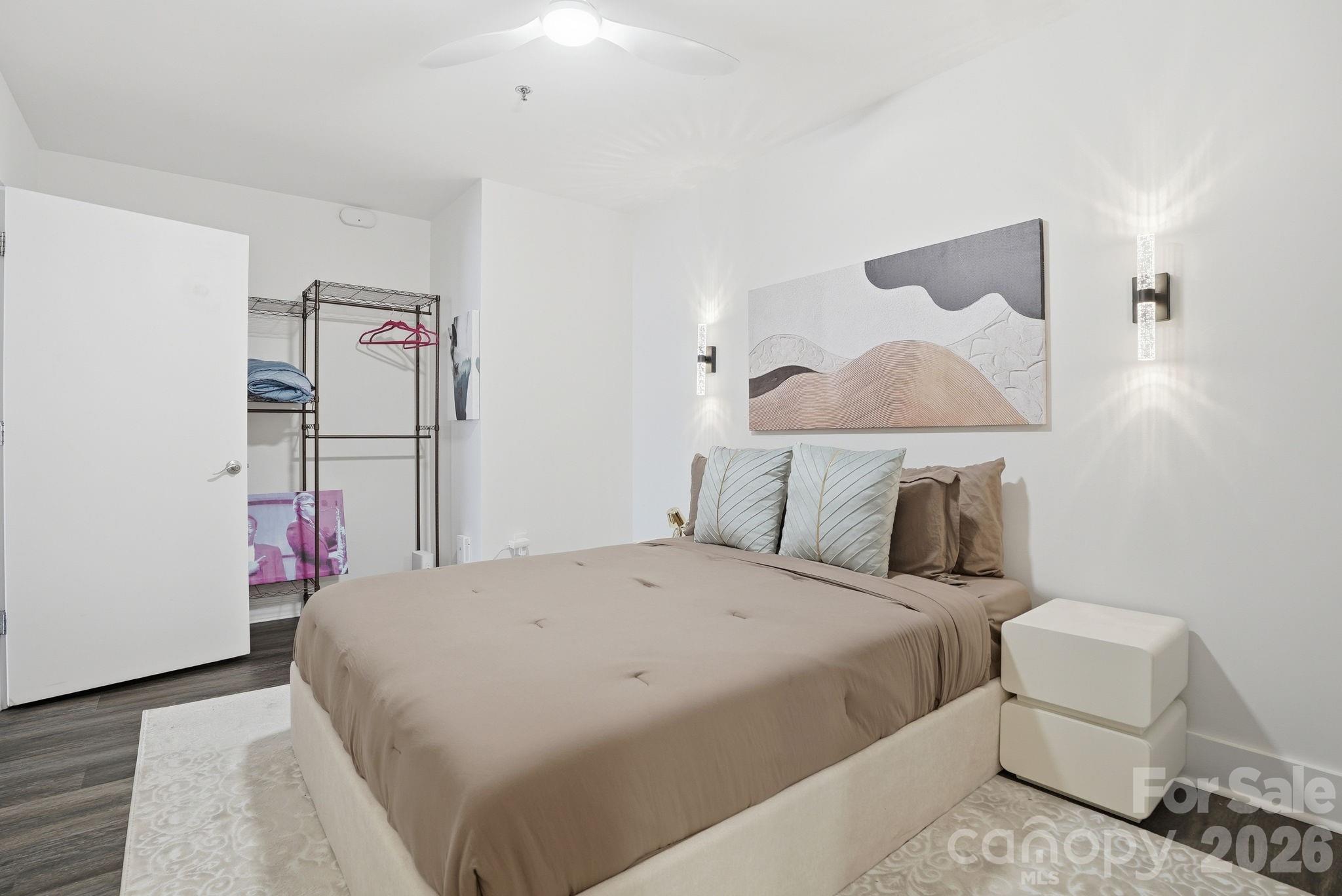 Courtside - Residential