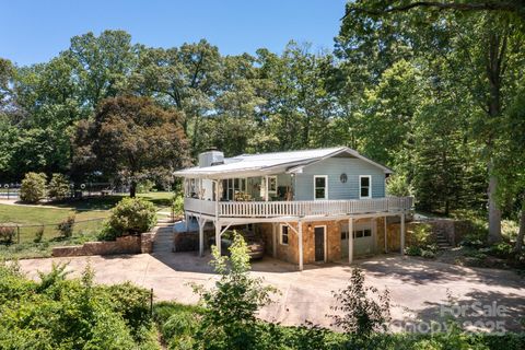304 Big Cove Road Candler NC 28715