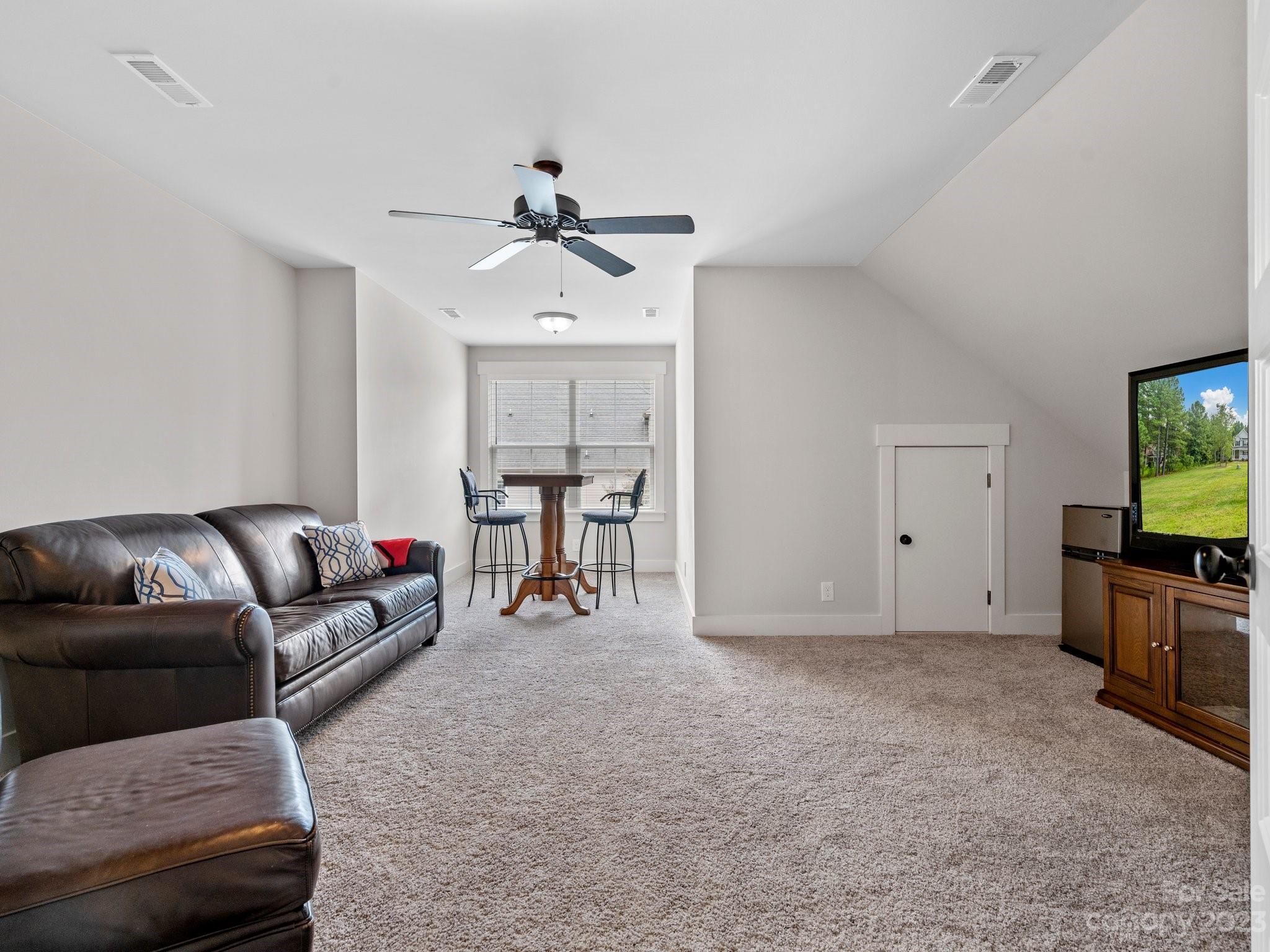 Lauren Pines - Residential