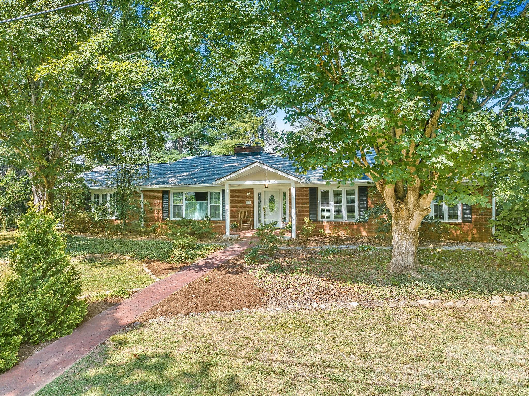1 Pheasant Ridge Drive