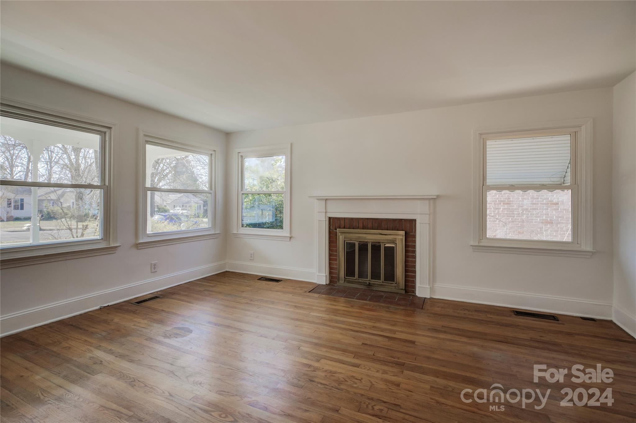 Seventeen Acres - Residential