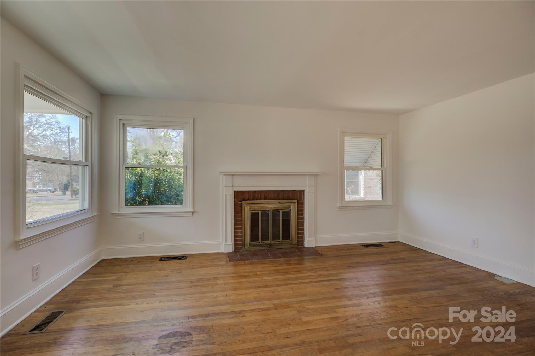 Seventeen Acres - Residential