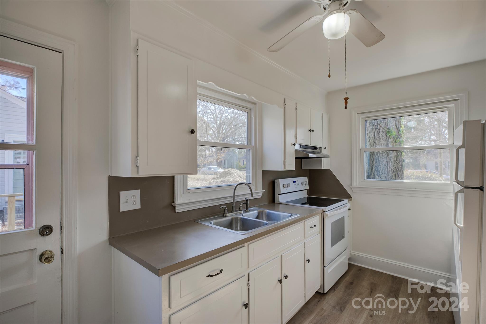 Seventeen Acres - Residential