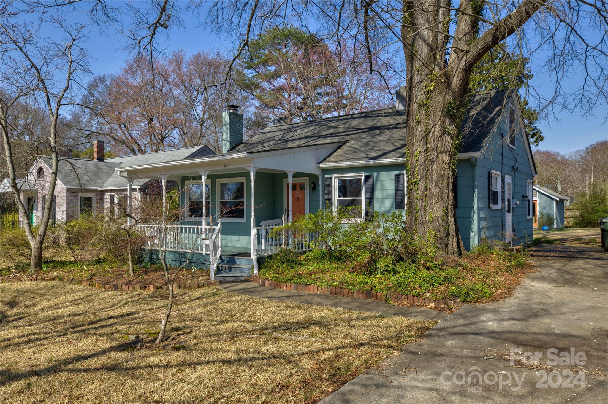 Seventeen Acres - Residential