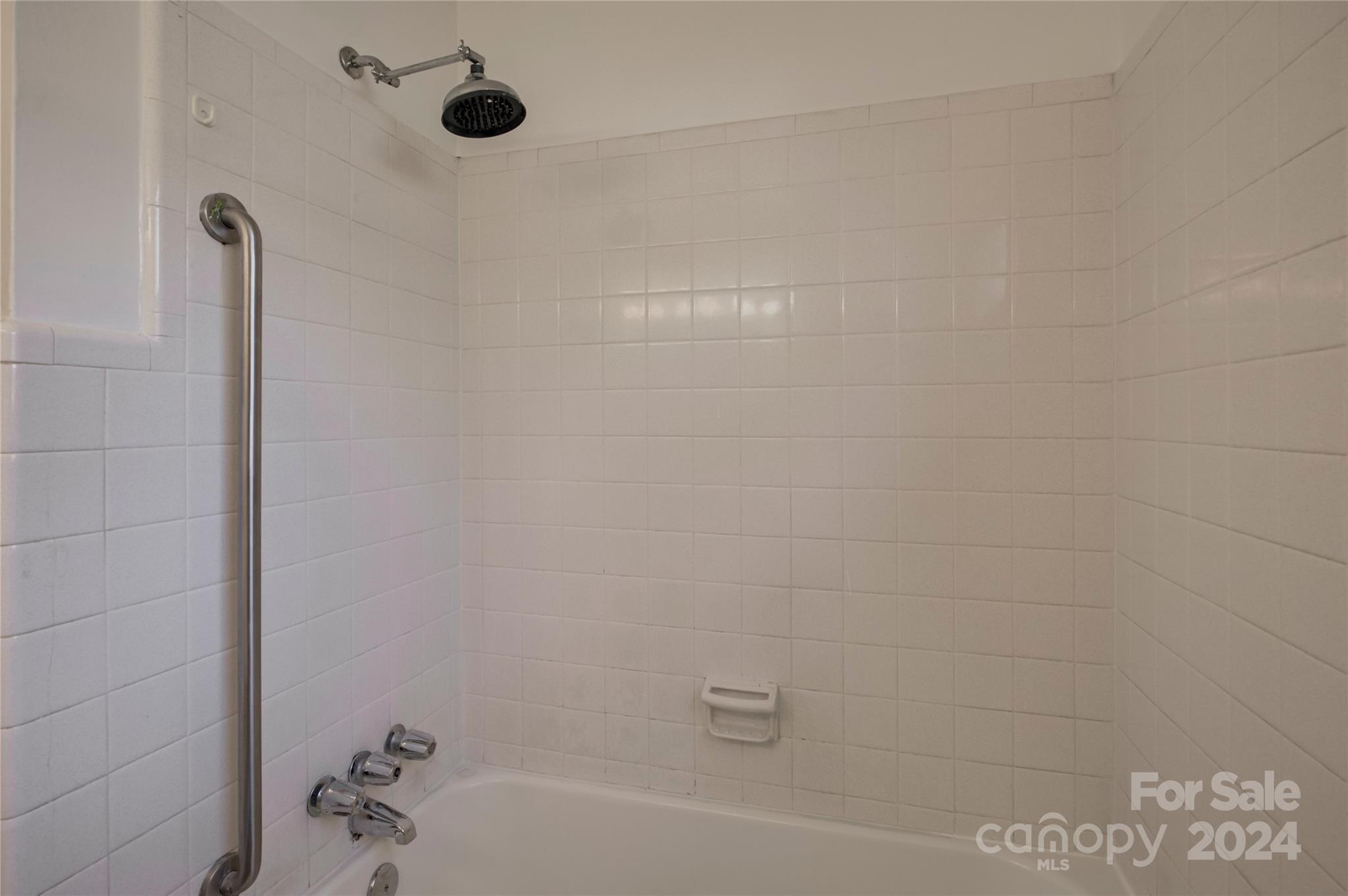 Seventeen Acres - Residential