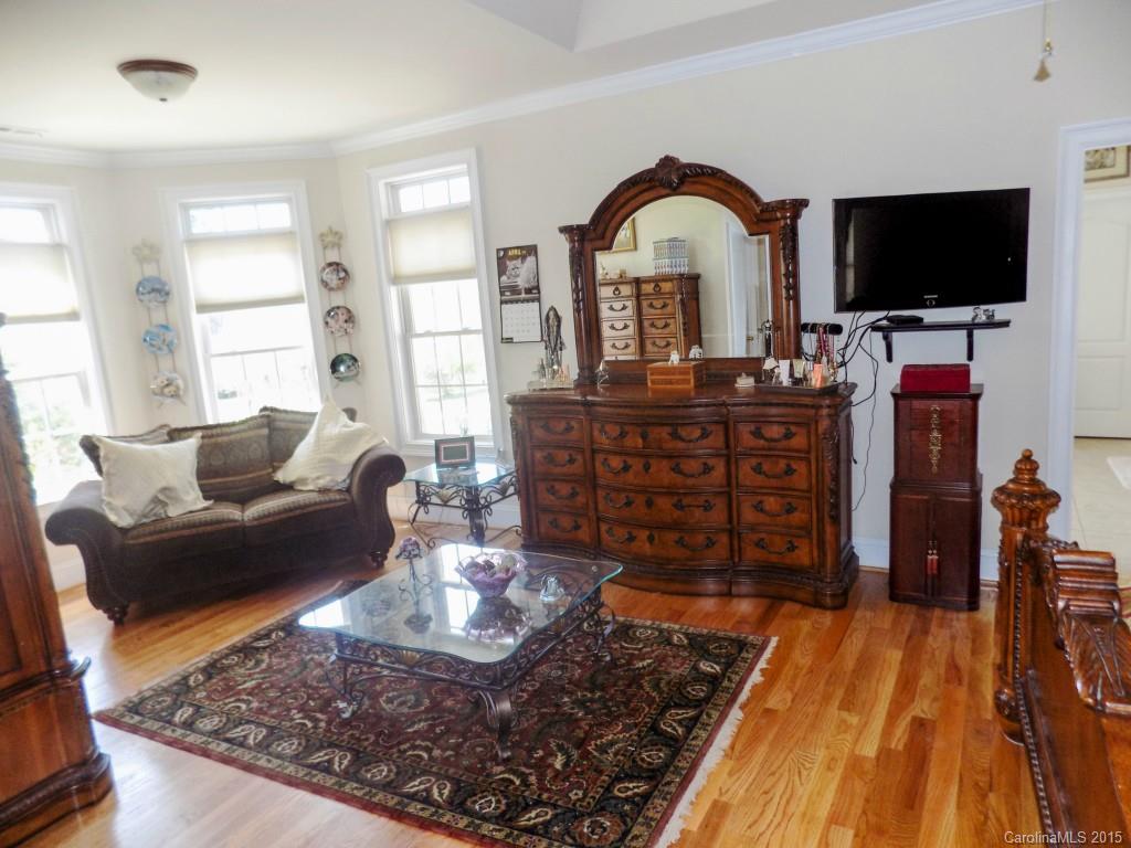 Overlook - Residential