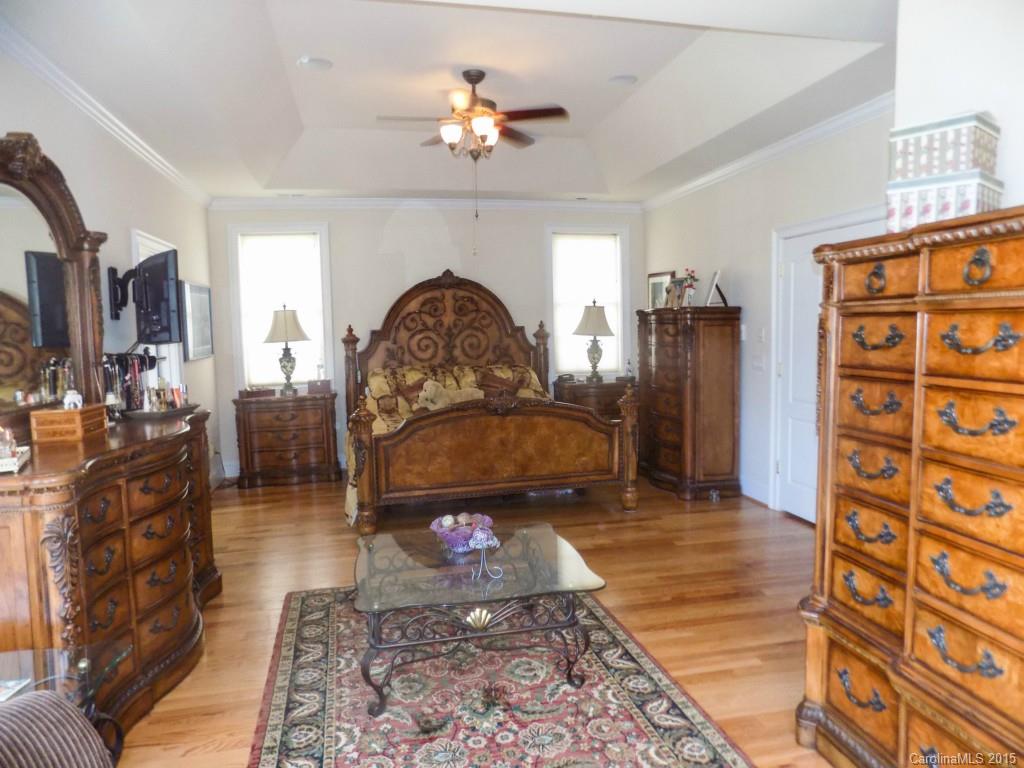 Overlook - Residential