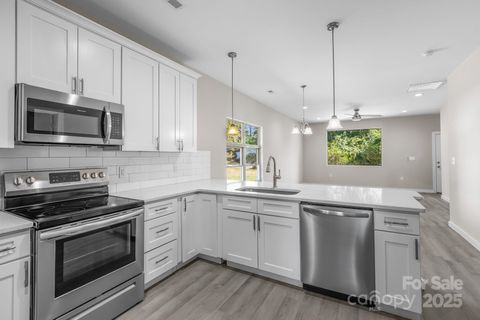 Photo of 2317 Kennesaw Drive, Charlotte, NC 28216 (MLS # 4308275)