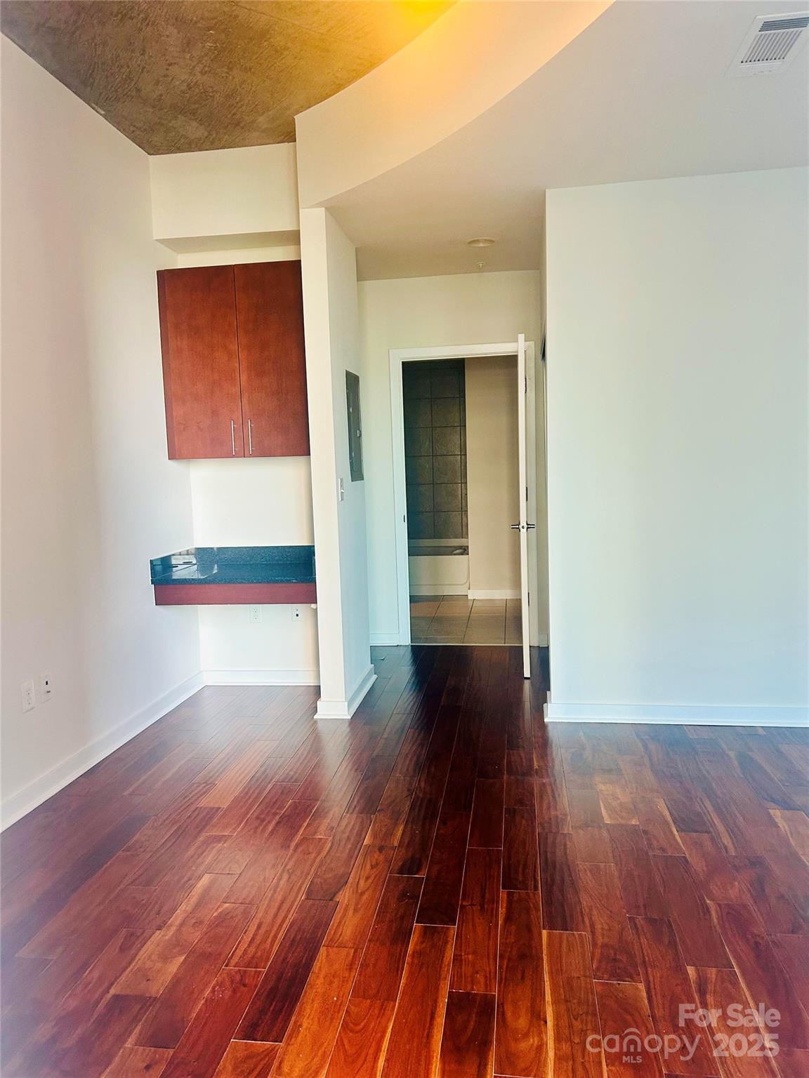 Avenue Condominiums - Residential