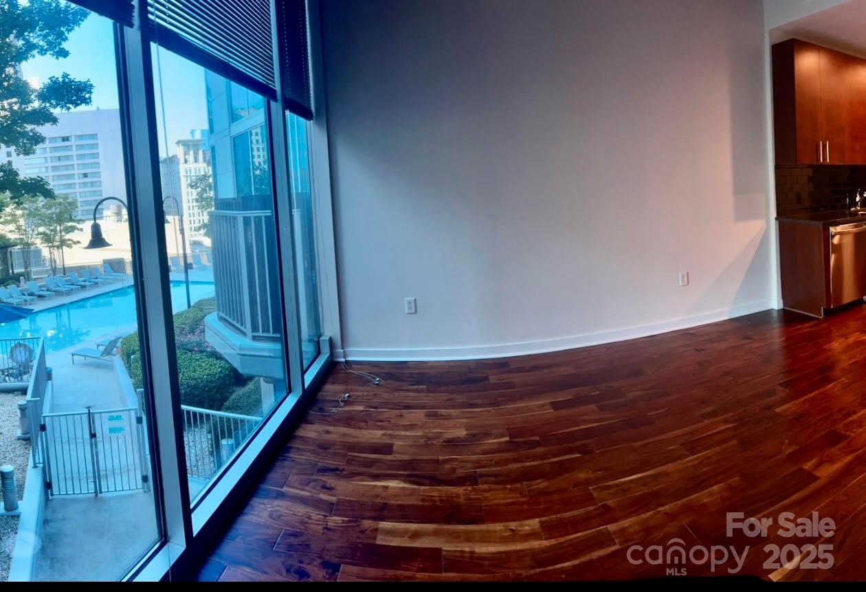 Avenue Condominiums - Residential